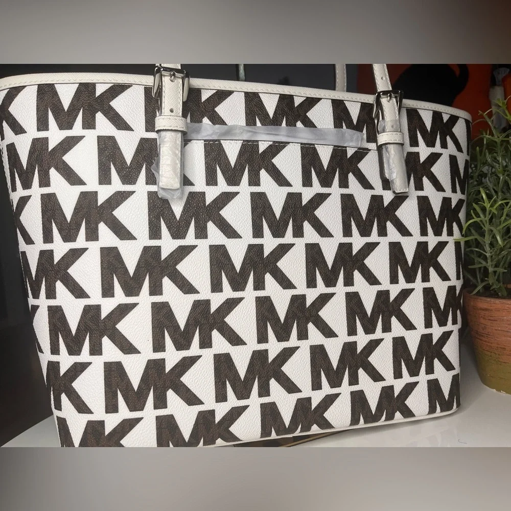 Michael Kors Large Logo Carryall Tote Signature MK Stripe NWT